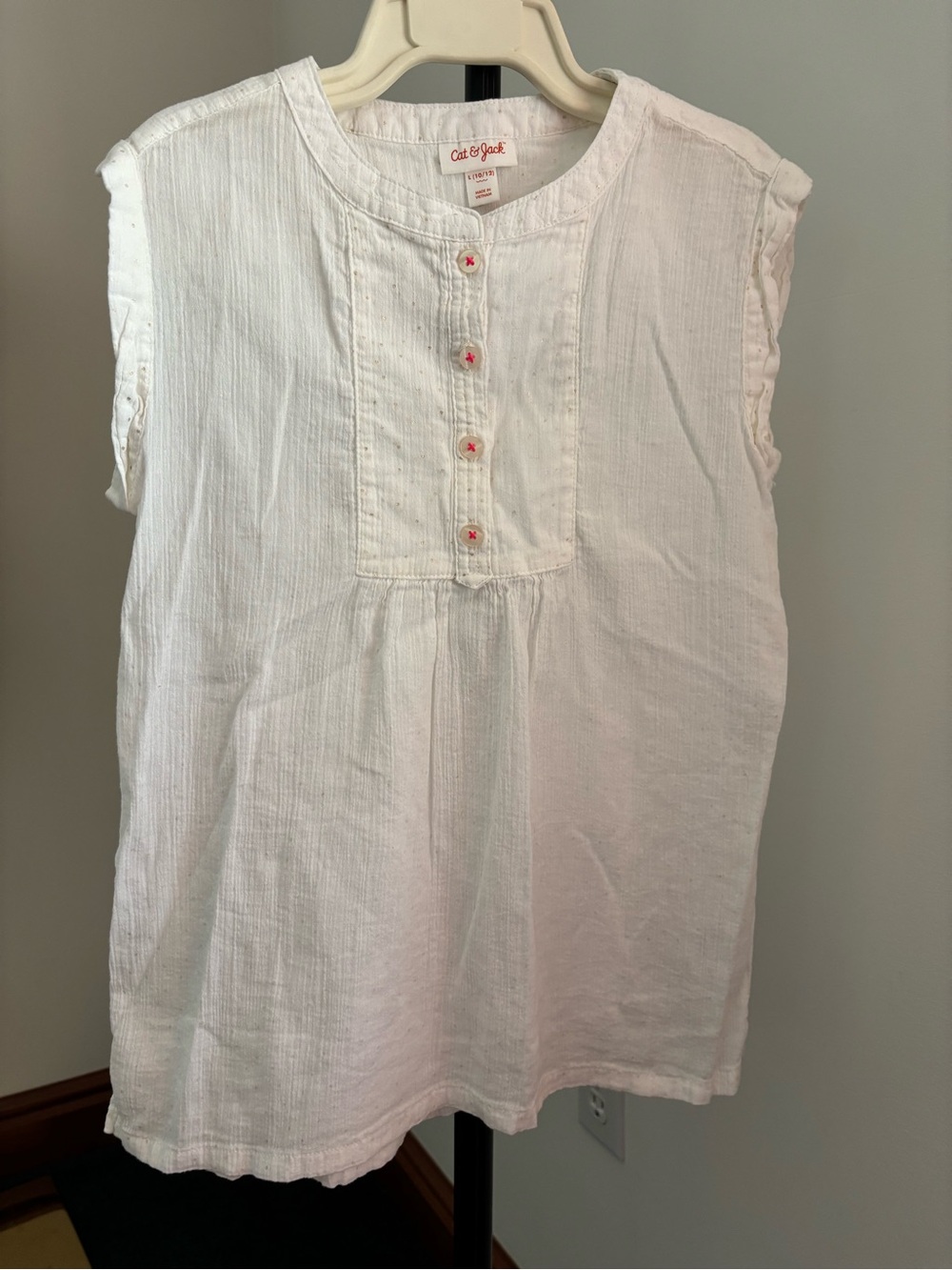 Cat & Jack White Sleeveless Pintuck Tunic with Accent Buttons